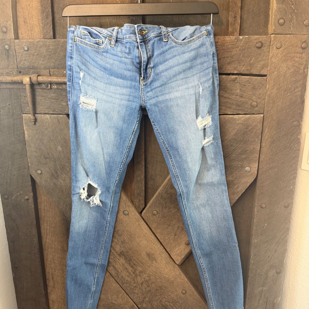 Hollister Low Rise Super Skinny Jeans 7R W28 L30 Blue Distressed Denim